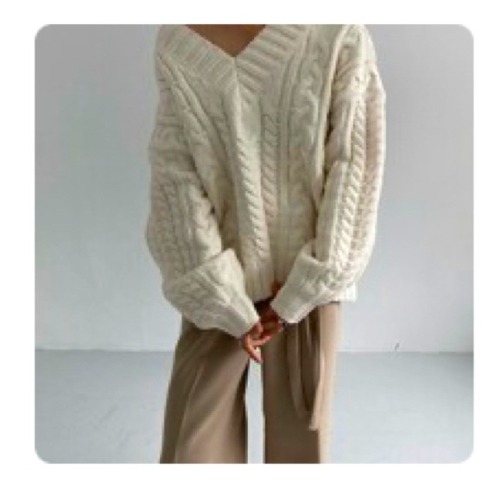 Cable knit oversized sweater